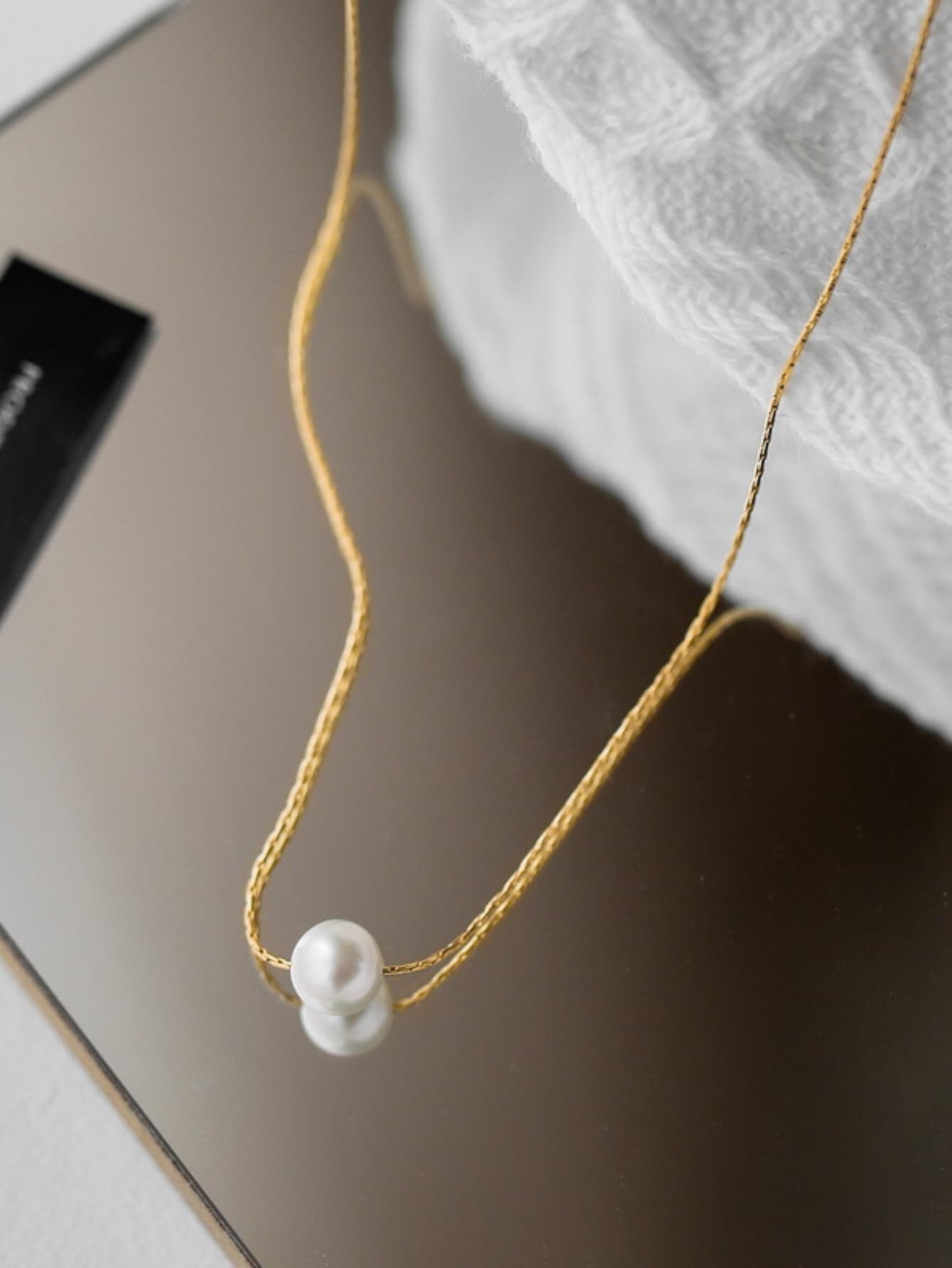 Collier avec perle naturelle or