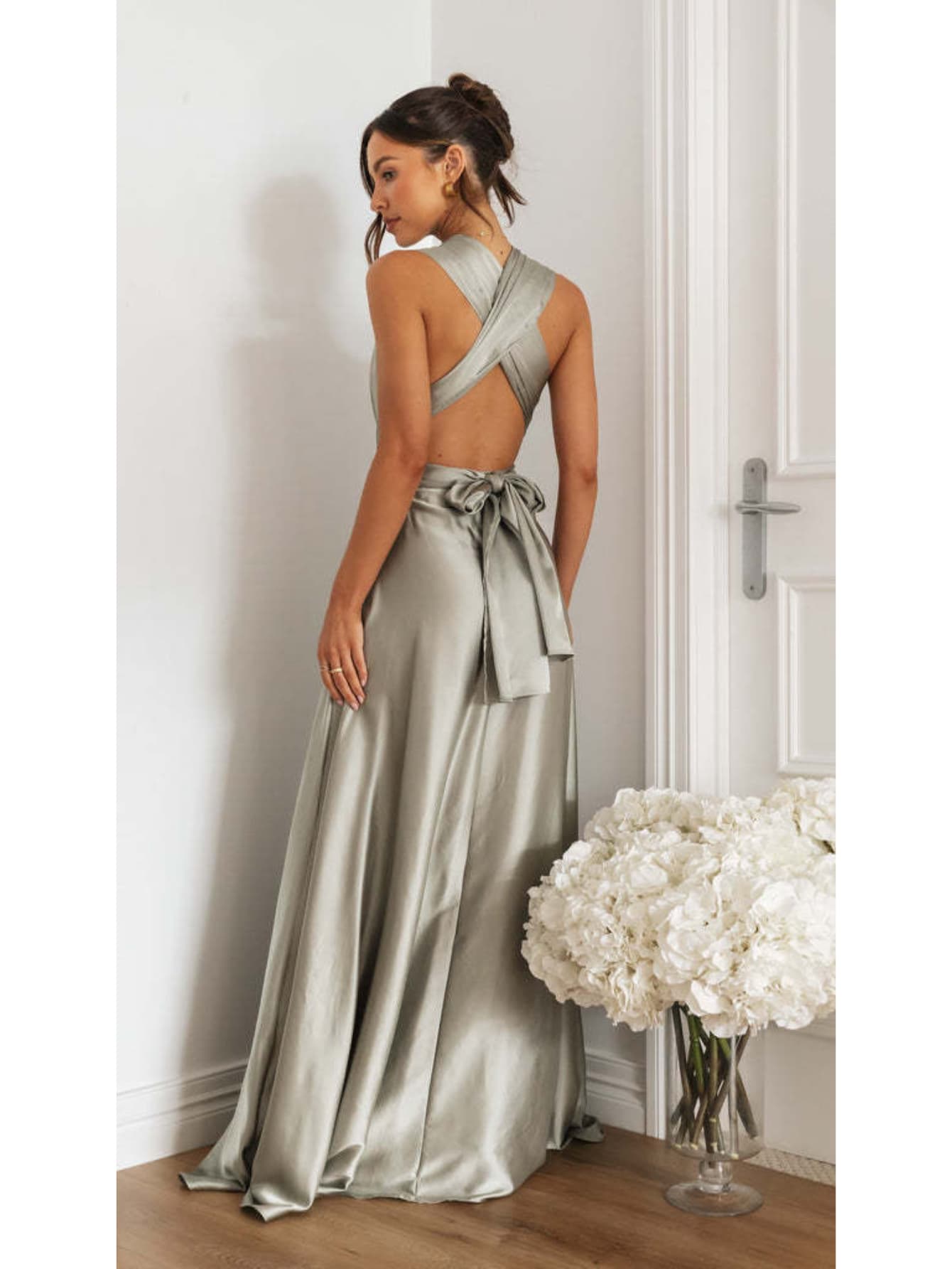 Robe longue modulable invitée de mariage de dos