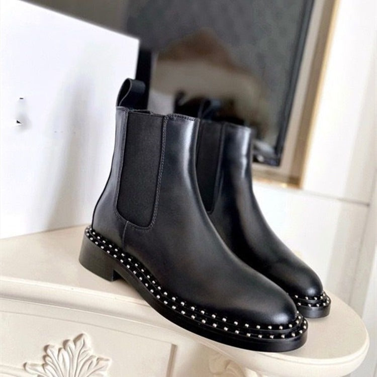 Bottines en cuir cloutées- - Belishop