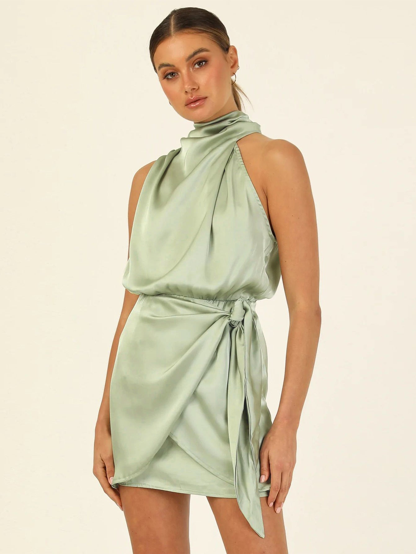 Robe hippie chic satin vert clair